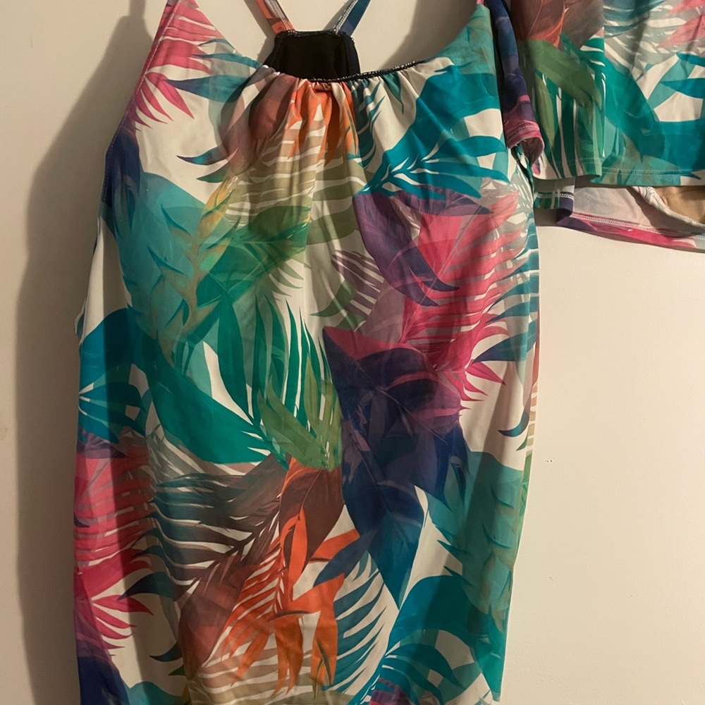 2 piece Lane Bryant Multicolor Tropical Swim Top and swim skort